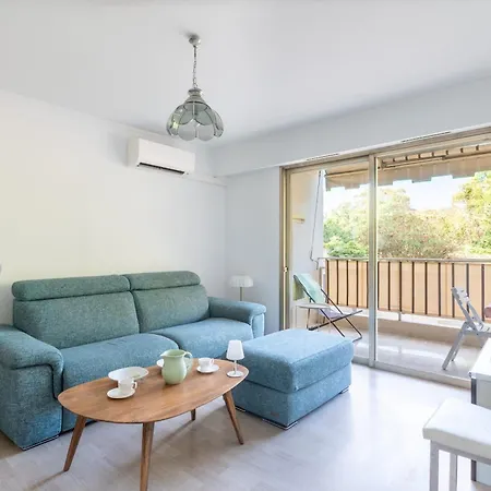 Apartment Les Claires Avec Terrasse - Welkeys